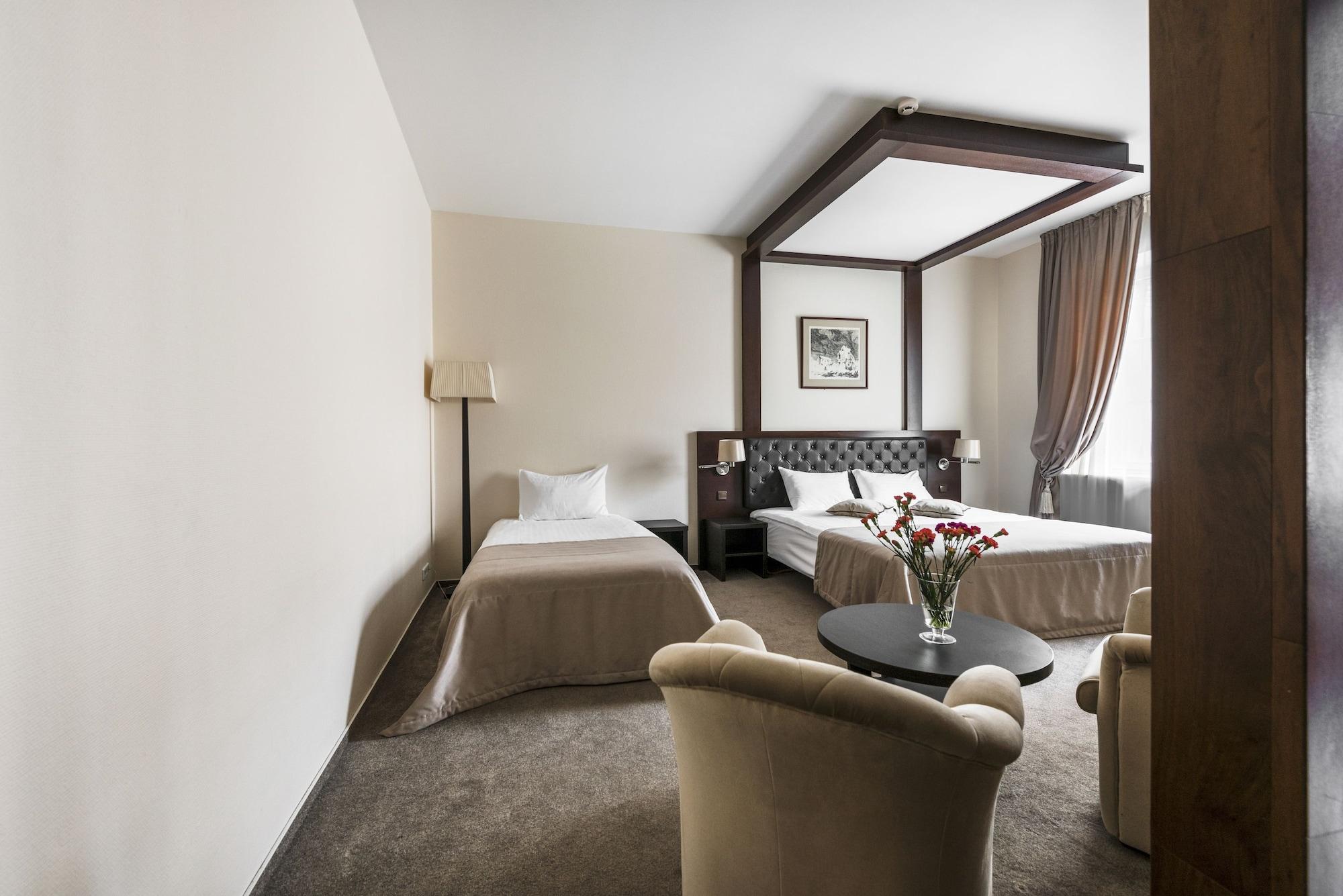 Amberton Cozy Hotel Kaunas Eksteriør billede