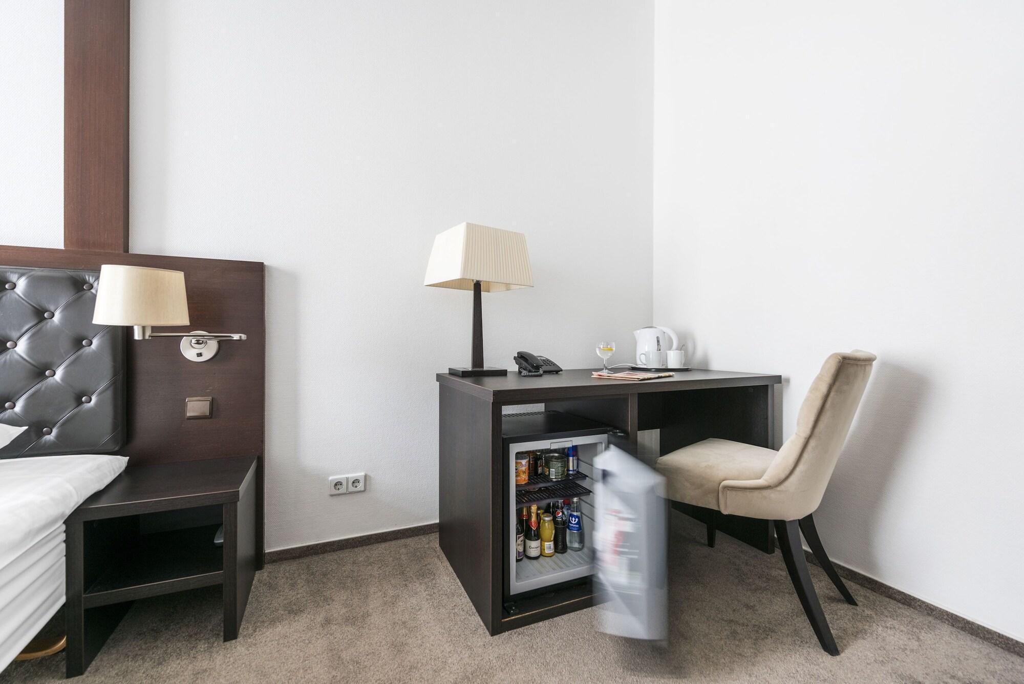 Amberton Cozy Hotel Kaunas Eksteriør billede