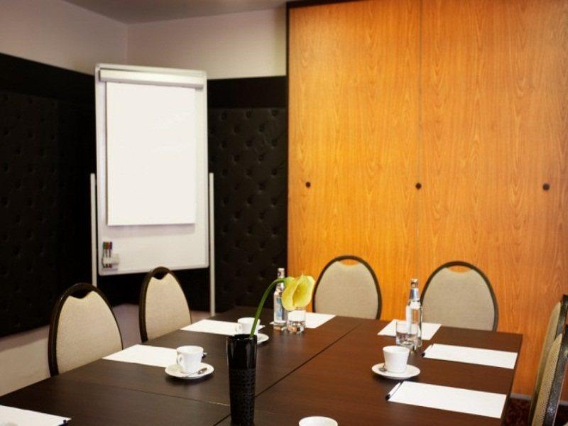 Amberton Cozy Hotel Kaunas Eksteriør billede
