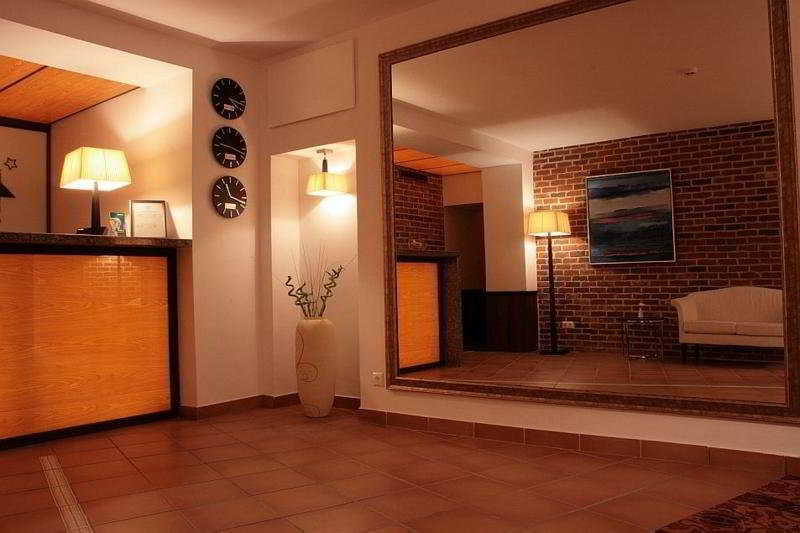 Amberton Cozy Hotel Kaunas Interiør billede