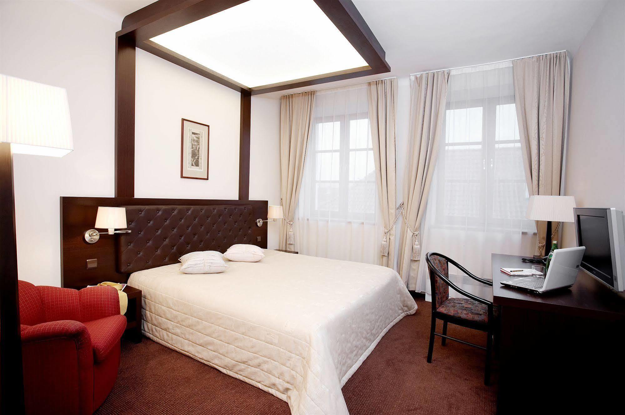 Amberton Cozy Hotel Kaunas Eksteriør billede