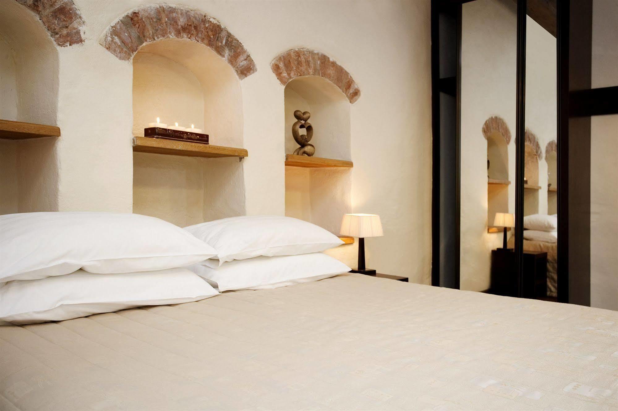 Amberton Cozy Hotel Kaunas Eksteriør billede